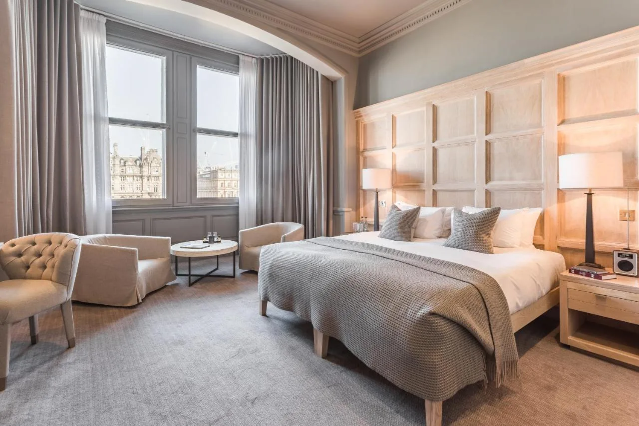 Director Twin or Double Room City View