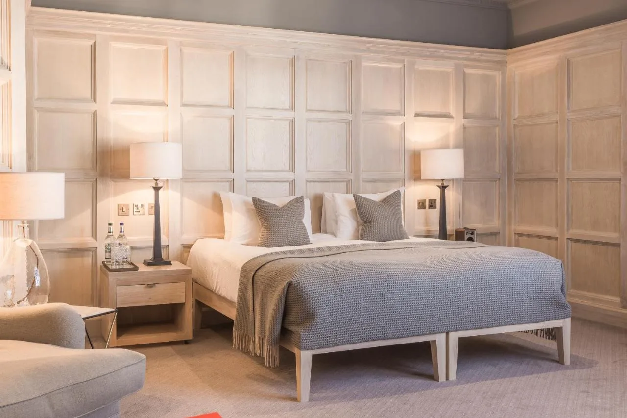Feature Twin or Double Room